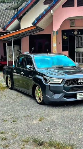 Beautifully modified Revo #Popular racing car style