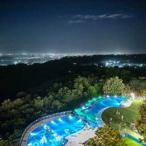 Azul Infinity Pool night swimming this 2022. | Project LUPAD