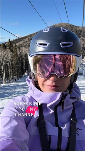 Intermediate skier skis recklessly down Broadway @ Ski Santa Fe on December 8, 2025. #skisantafe