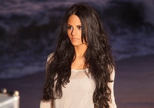 Pia Toscano: This Time-klippremier