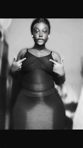 Vidéos de La_number_one_internationale (@number_one_international) avec son original - La_number_one_internationale