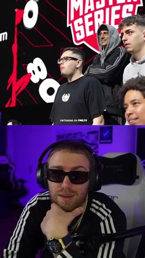 Chuty throws the microphone to the ground to kiss his girlfriend