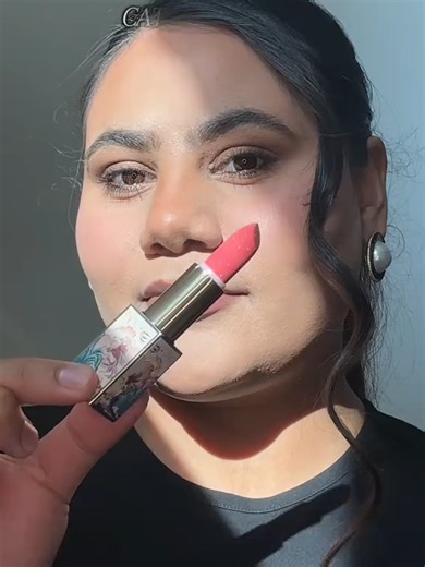 💄 Your everyday essential! This moisturizing lip balm adds a natural glow to your lips — perfect for both bare-face and makeup days ✨💋 Shade:C10 #CATKIN #CATKINcosmetics #cosmetics #gift #lipbalm #cosmeticstips #makeupblogger #HydratingLipBalm #LipCare #BeautyEssentials #SmoothLips #HydratedPout #GlowAndGo