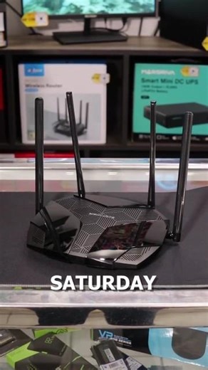 Un router para cada día de la semana 📱🩵 #tecnologia #router #internet #vzla