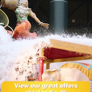 Enjoy a wonderful summer holiday in Denmark – and experience Scandinavia’s largest water park at Lalandia in Billund🌴 🌟 New this year: A 1,000 m² Kids Area in the Aquadome, packed with fun activities for the little ones 🤸 Look forward to: 🌊 Scandinavia's largest water park featuring a variety of water slides, sauna, and hot pools 🏡 Nordic holiday homes with space for the entire family 🐵 Monky Tonky Playland and a multitude of other activities 🏰 Located at the heart of LEGOLAND® Billund Re