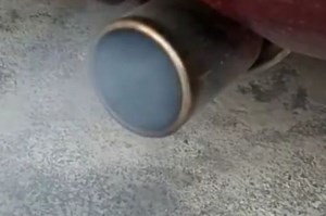 Inilah Arti Warna Asap Knalpot Mobil, Asap Putih Karena Klep Bocor? - Otoseken