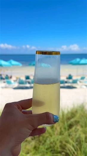 Vacation starts with this view 🌊 And complimentary bubbly of course 🥂 Whether you’re planning a trip to the Keys as a family, couple, or with friends, our luxury resort in Marathon has everything you need for some R&R under the palms 🌴 Come escape with us at Isla Bella Beach Resort ☀️ . . . #islabellaresort #islabellabeachresort #floridakeys #loveFL #postcardplaces #thekeys #resortlife #luxuryresort #marathonfl #visitfl #visitflorida | Isla Bella Beach Resort