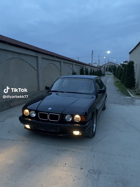 BMW E34: A Detailed Look at the Classic 5 Series