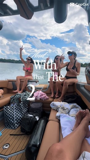 Marissa Deegan on Instagram: "2025 was an amazing year! Lots of adventures and travel with the family, some kick ass racing our life is never a dull moment! We are ready for 2026 and ready to make this year even better!!! Love you all ✌🏻"