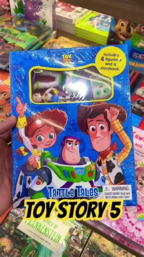 Toy story 5 book with toys 🧸🚂🪀#toystory #toystory5 #books #toys #mainananak