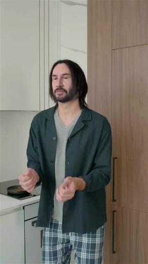 Dance like nobody is watching #keanureeves #dancing #reevesverse