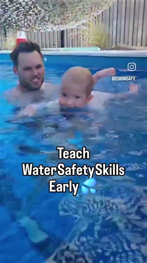 1 Year Old Learning Real Swim Skills 💦 #BabySwimming #WaterSafety