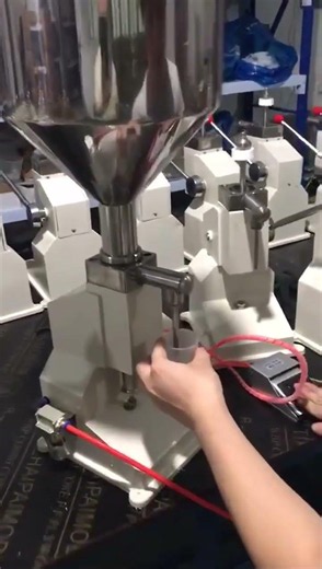A02 pneumatic piston filling machine in Sri Lanka