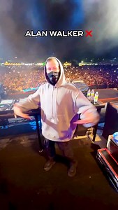 The multiverse is now in RuneScape🤣 | Alan Walker