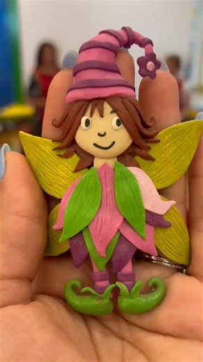 Deuxième jour d’adaptation pour nos petits de la petite section 🌟 place aux jeux de construction 🧩 ! Ces activités ludiques favorisent non seulement la motricité fine, mais aussi la concentration, la logique et la créativité. À travers le jeu, l’enfant construit bien plus que des formes : il bâtit ses premières compétences cognitives et sociales 😉 Papillons lumière أحسن روضة🌟🦋🌟 #papillonslumiere_lamaternelle_bienveillante | Crèche et Jardin d'enfants les papillons lumière