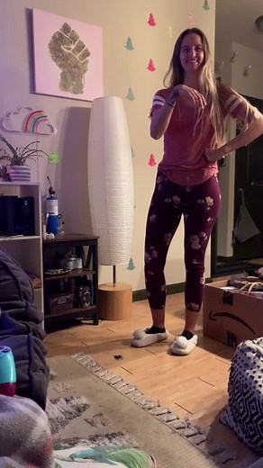 a drunk lesson on spider stomping from @zodinickiller #spiders #MyRoutine #BachelorReady #dontdroptheohyeah #fyp #foryou #queer #lgbtq