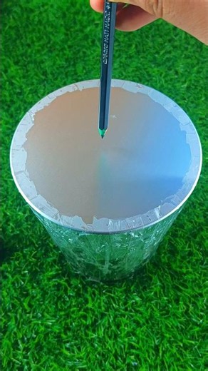 Foil paper ASMR 😍 .#asmr #satisfying #asmrsound #relaxing #oddlysatisfyingvide