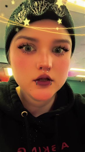 Emo Wolf 🖤🐺 (@emowolf_1994)’s videos with To The Stage - Asking Alexandria