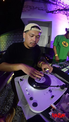 Lupit ni 2023 IDA WORLD SCRATCH CHAMPION #Kalundag DJ Damndanny 🏆 Galing na mag #skate, galing pa mag #scratch! #atinto #ransakan #daliri #kamot #freestyle EAST Represent! | Ransak