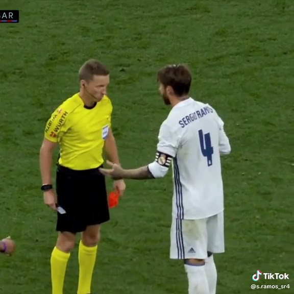 Sergio Ramos vs Zlatan Ibrahimović: A Defensive Showdown