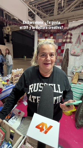!Directo desde la Fira Creativa Barcelona! Descubrimos Filohmena, la tienda online que tiene todo para tu DIY y costura creativa 🧵💖 Telas de patchwork, telas de colchón, kits de costura, crochet y amigurumi, ¡y mucho más! Todo hecho para crear tus proyectos únicos. 🚚 Envíos rápidos en 48/72h 🎁 Envío gratis en España 📲 Visita www.filohmena.com y empieza a crear ✂️ ##CreativaBarcelona##Filohmena##DIYEspaña##CosturaCreativa##4YouNoticias