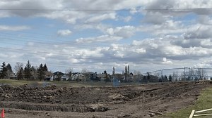 Chestermere, Alberta: A Growing Lakeside Community: Stockvideos & Filmmaterial (100 % lizenzfrei) 3784124135 | Shutterstock