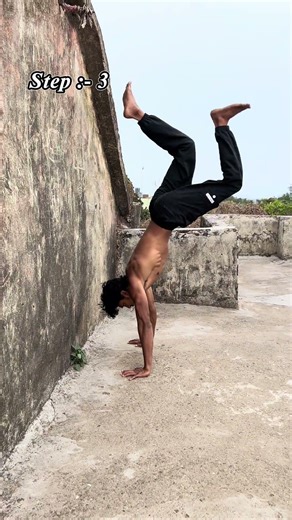 Handstand push-ups tutorial….#calesthenic #bodybuilding #gym #handstand #handstandpushups #tutorial