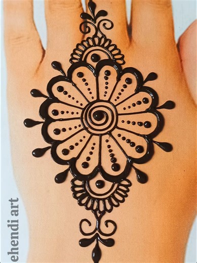 Sadiamehndidesigns mehndi designs Easy Mehandi designplease unfreeze myaccount#mehandiart#mehandidesign#fyp#foryou#foryoupage❤️ trending mehndi designs viral video on tiktok usa