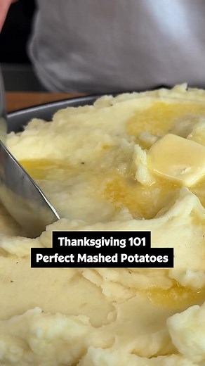 707K views · 8.9K reactions | Put the blenders and food processors away!  Chef John's method is the ONLY way we'll be making our mashed potatoes come the big day. It's easy, foolproof, and will result in fluffy, buttery, lump-free potatoes every time.  Click the link in the comments to get the full recipe. ⬇️ 六‍: Nicole McLaughlin #potatoes #mashedpotatoes #thanksgiving #appetizers #potato | Allrecipes | Facebook