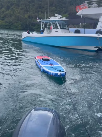 Narrow escape during first-time testing of a brand-new eFoil: Saltwater intrusion via a manufacturing defect flooded the lithium-ion battery internally, rapidly leading to smoke emission. Crew acted decisively, rushing the unit to shore and isolating it in the safest available location to prevent ignition—ensuring no injuries or vessel damage occurred. ​ Lithium battery fires are notoriously difficult to extinguish, especially in marine environments where saltwater accelerates thermal runaway ri