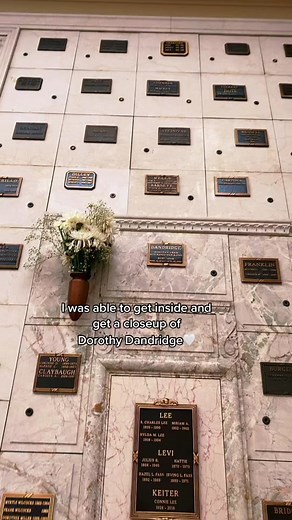 Exploring Elizabeth Taylor's Grave at Forest Lawn Mausoleum