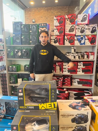 HyperX vs Razer: The Ultimate Showdown Begins