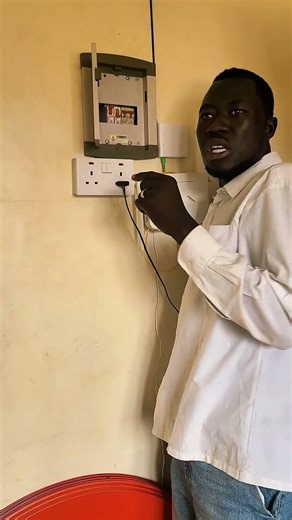 My electrical cat at home #trending #comedy
