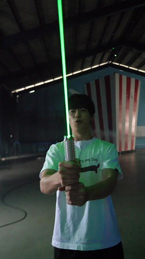 誕生日に買った10万円のライトセーバーがガチすぎるwww #すしらーめんりく #スターウォーズ #実験