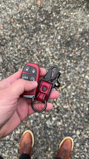 Dodge Challenger SRT Hellcat V8 Engine Sound