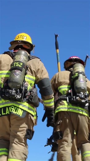 Phoenix Fire Dept. Ladder tender 52 doing Ventilation training #az #cool #viral #firedepartment
