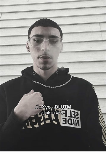 Keep streaming “DLUTM” if u want tha visual to drop 😤💚