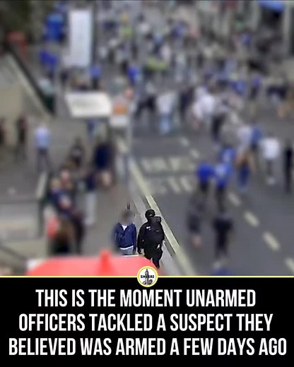 Unarmed police officers acted with remarkable courage when they tackled a suspect believed to be carrying firearms near Fulham Broadway station just days ago. Shortly after 14:30hrs on Saturday, 30 August, emergency services received multiple 999 calls from members of the public. Witnesses reported a male dressed in military-style tactical clothing, wearing a helmet, and carrying what appeared to be a handgun in a holster. He also had a large case on his back resembling those used for rifles. Th