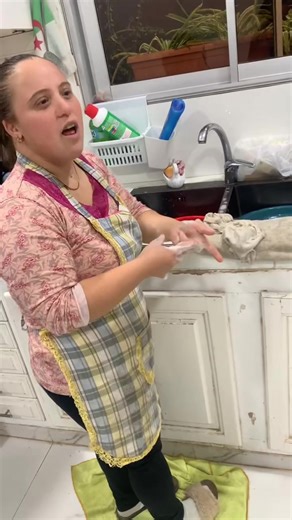 ##شعب_الصيني_ماله_حل😂😂 #tiktoklive