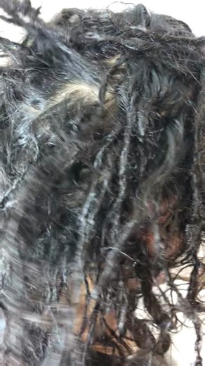 Lets get into this micro retie 💆🏽‍♀️💅🏾✨ . . Always an honor, being entrusted to adorn you🥲🤩. . . #Shaboink #braider #retie #retwist #locs #BLT #Adelphe #milliondollarlady
