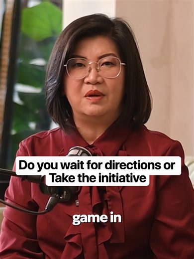 Some people wait to be told what to do. Others step forward and figure things out. Remember, growth often begins with initiative. Which one are you choosing today? #fyp #AskTinaSioson #careeradvice #careergrowth #corporate #workplace #corporatelife #growthmindset #leadership