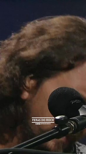 Feras do Rock | @pearljam - Just Breathe (Live in Austin City Limits 2009) | Instagram