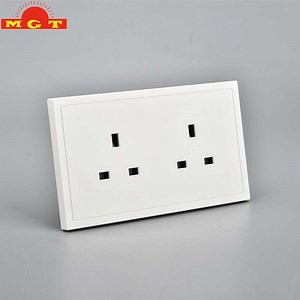 [Hot Item] Customized White Electrical BS Double 13A Socket 2 Gang Power Wall Socket