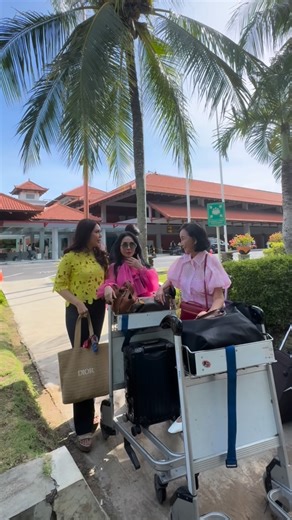 Andria Sisca on Instagram: "Bestie + holiday = happiness overload 🌈✈️#skinbymali #pavillionkuta"