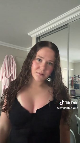 Achieve Perfect Tanlines This Summer