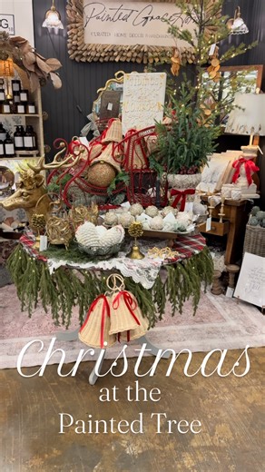 It’s Christmastime at The Painted Tree! 🎄 It’s been a full week of decorating for me, and one of those days was spent transitioning my booth at @ptboutiquesmansfield to Christmas!! This is definitely the most fun season of the year for decorating! There are so many amazing places to shop for your Christmas decor and gifts, but don’t forget to support our local small businesses! 🥰 P.S. I tried to do the thing where you snap and the decor “magically” changes, but I apparently need a lot more pra