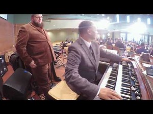 Glenn Hall on organ - "One More Day" and Praise Break - Greater Mt Sinai COGIC