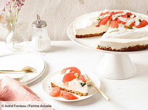 Cheesecake sans cuisson au pamplemousse de Floride facile et rapide : Découvrez toutes les recettes de Femme Actuelle