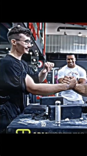 You won’t believe what happened next 😱 ( akimbo696969 ) #shorts #armwrestling