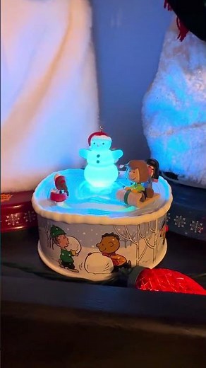Hallmark 2025 animated peanuts ornament